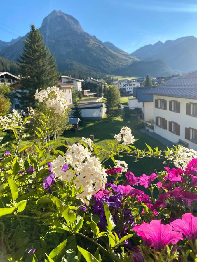 Lech Hostel Lech am Arlberg Exterior foto